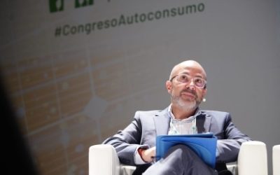 Bornay sitúa al aerogenerador como el complemento ideal a la fotovoltaica